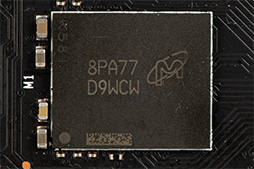 画像集 No.018のサムネイル画像 / 「ZOTAC GAMING GeForce RTX 2080 AMP」を写真でチェック。3連ファン付き独自クーラーを採用するRTX 2080搭載カードの見どころは？