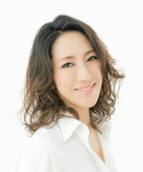 画像ギャラリー No.004のサムネイル画像 / 「レジェンヌ」,事前登録2万突破。水 夏希さんのメッセージを公開