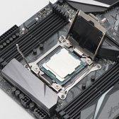 画像ギャラリー No.013のサムネイル画像 / 「Core i9-7900X」「Core i7-7740X」レビュー前編。10コアのSkylake-Xと4コアのKaby Lake-Xは誰のためのものか