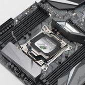 画像ギャラリー No.014のサムネイル画像 / 「Core i9-7900X」「Core i7-7740X」レビュー前編。10コアのSkylake-Xと4コアのKaby Lake-Xは誰のためのものか