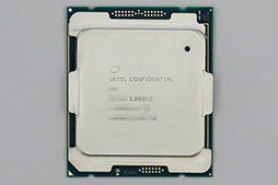 画像ギャラリー No.006のサムネイル画像 / オーバー16コアCPU頂上決戦「Core i9-10980XE」対「Ryzen Threadripper 3970X/3960X」 ゲームが速いのはどれだ?