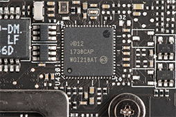 ꡼ No.024 | IntelNUC8I7HVKץӥ塼Radeon RX VegaܤCPUKaby Lake-GפϤɤ٤ޤǥŬ˥ץ쥤ǤΤ