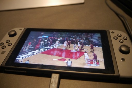 画像ギャラリー No.030のサムネイル画像 / 仲間と共にNBA選手としての人生を楽しめるシリーズ最新作,「NBA 2K18」のハンズオンイベントが開催