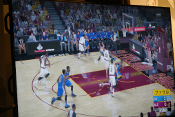 ���������꡼ No.013�Υ���ͥ������ / ����ȯ���NBA2K18�פΥ���������٥�Ȥ��ݡ��ȡ�­Ω���֤�������Ӵ��Ĥˤʤ줿�Τ���