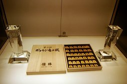 画像ギャラリー No.003のサムネイル画像 / あらゆる年齢層のトレーナー達が竜王の座を目指し,頭脳戦に挑んだ「第3回 ポケモン竜王戦」レポート