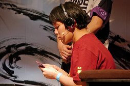 画像ギャラリー No.016のサムネイル画像 / あらゆる年齢層のトレーナー達が竜王の座を目指し,頭脳戦に挑んだ「第3回 ポケモン竜王戦」レポート