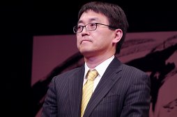 画像ギャラリー No.019のサムネイル画像 / あらゆる年齢層のトレーナー達が竜王の座を目指し,頭脳戦に挑んだ「第3回 ポケモン竜王戦」レポート