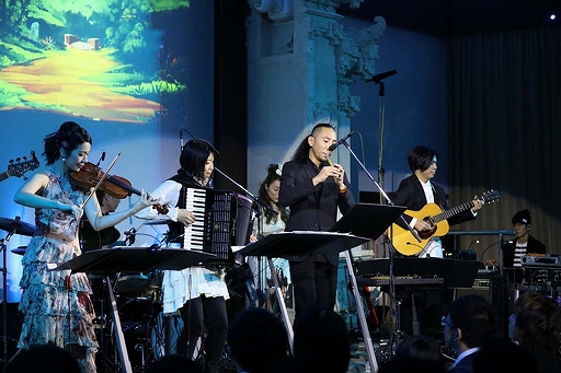 ���������꡼ No.002�Υ���ͥ������ / �֥��ȥꥨ ����饤��׽�Υ��ե饤�󥤥٥�Ȥ��ݡ��ȡ������ͥ�ؤΥ��ߥ���ʥȡ������硼�䡤��������BGM�������դ��礤������