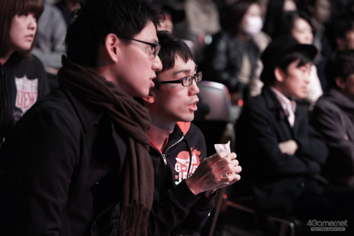 画像ギャラリー No.024のサムネイル画像 / 「ドラゴンボール ファイターズ」の最強プレイヤーが集結。第31回 東京国際映画祭にて行なわれた招待制トーナメント大会“超(スーパー)マッチ”レポート