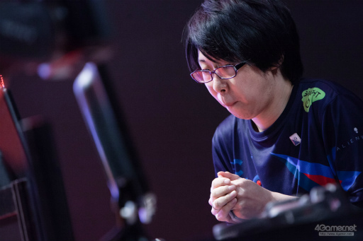 画像ギャラリー No.026のサムネイル画像 / 「ドラゴンボール ファイターズ」の最強プレイヤーが集結。第31回 東京国際映画祭にて行なわれた招待制トーナメント大会“超(スーパー)マッチ”レポート