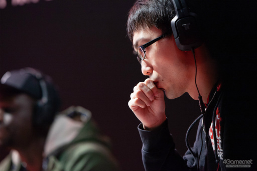 画像ギャラリー No.033のサムネイル画像 / 「ドラゴンボール ファイターズ」の最強プレイヤーが集結。第31回 東京国際映画祭にて行なわれた招待制トーナメント大会“超(スーパー)マッチ”レポート