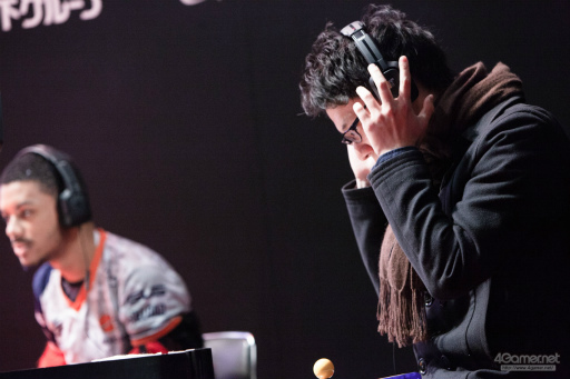 画像ギャラリー No.042のサムネイル画像 / 「ドラゴンボール ファイターズ」の最強プレイヤーが集結。第31回 東京国際映画祭にて行なわれた招待制トーナメント大会“超(スーパー)マッチ”レポート