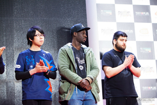 画像ギャラリー No.066のサムネイル画像 / 「ドラゴンボール ファイターズ」の最強プレイヤーが集結。第31回 東京国際映画祭にて行なわれた招待制トーナメント大会“超(スーパー)マッチ”レポート