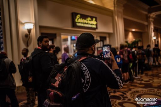 ꡼ No.004 | EVO2018襤¶ޤEVO2018ס2TwitterޤȤᡣ֥V4̾ۤ11꤬̾ܿ辡ؿʽ