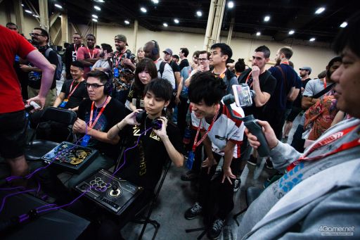 ꡼ No.043 | EVO2018襤¶ޤEVO2018ס2TwitterޤȤᡣ֥V4̾ۤ11꤬̾ܿ辡ؿʽ