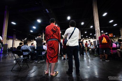 ꡼ No.044 | EVO2018襤¶ޤEVO2018ס2TwitterޤȤᡣ֥V4̾ۤ11꤬̾ܿ辡ؿʽ