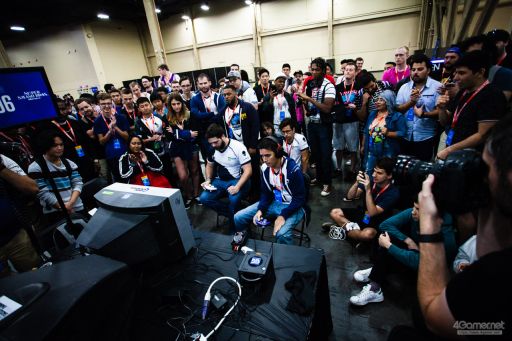 ꡼ No.046 | EVO2018襤¶ޤEVO2018ס2TwitterޤȤᡣ֥V4̾ۤ11꤬̾ܿ辡ؿʽ