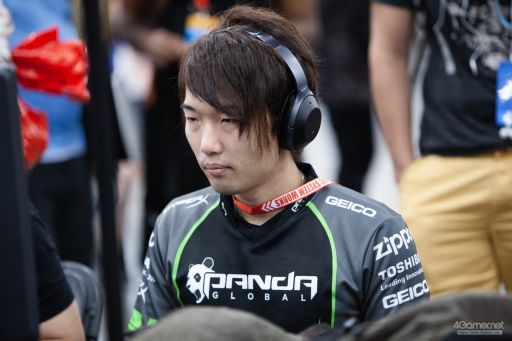 ꡼ No.074 | EVO2018襤¶ޤEVO2018ס2TwitterޤȤᡣ֥V4̾ۤ11꤬̾ܿ辡ؿʽ