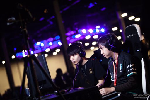 ꡼ No.084 | EVO2018襤¶ޤEVO2018ס2TwitterޤȤᡣ֥V4̾ۤ11꤬̾ܿ辡ؿʽ