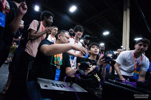 ꡼ No.095 | EVO2018襤¶ޤEVO2018ס2TwitterޤȤᡣ֥V4̾ۤ11꤬̾ܿ辡ؿʽ