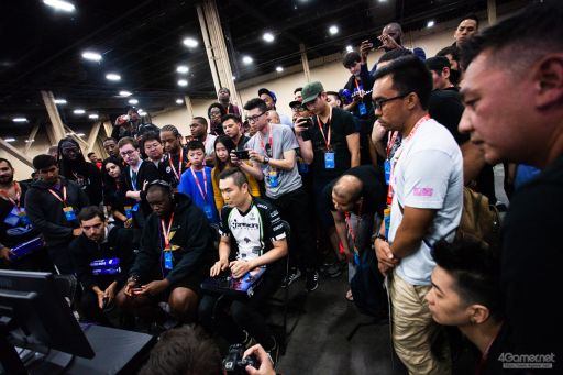 ꡼ No.102 | EVO2018襤¶ޤEVO2018ס2TwitterޤȤᡣ֥V4̾ۤ11꤬̾ܿ辡ؿʽ