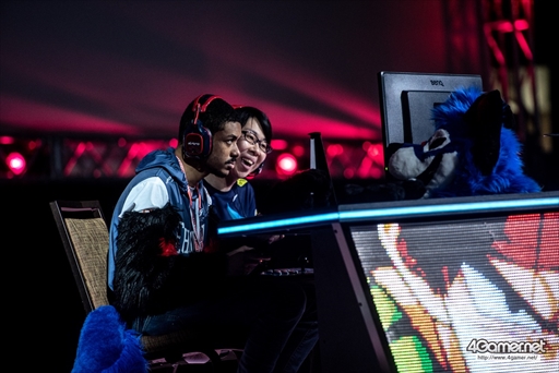 ꡼ No.004 | EVO2018Ϥä¿ܤοͤȥߥ˥ꤿ֥ɥ饴ܡ եͥSonicFoxꥤ󥿥ӥ塼