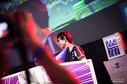 ꡼ No.086 | 辡ؤǸΥݥRed Bull DRAGON BALL FighterZ WORLD TOUR Japanץեȥݡ