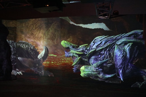画像ギャラリー No.012のサムネイル画像 / 「モンスターハンター15周年展」メディア向け内覧会レポート。歴代モンスターを体感できるエリアや,「禁忌モンスター」の資料が目玉