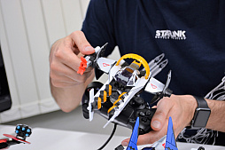 画像ギャラリー No.004のサムネイル画像 / 自分だけのスターシップを作り出す。オモチャとビデオゲームを融合した「スターリンク バトル・フォー・アトラス」のプレゼン&インタビュー