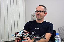 画像ギャラリー No.008のサムネイル画像 / 自分だけのスターシップを作り出す。オモチャとビデオゲームを融合した「スターリンク バトル・フォー・アトラス」のプレゼン&インタビュー