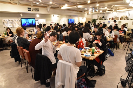 ꡼ No.003 |  ƻ俢Ĳव餬10ǯˤ򿶤֤ȡŸBLAZBLUEץ꡼10ǯǰ٥ȥݡ