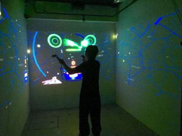 画像ギャラリー No.004のサムネイル画像 / 「V-REVOLUTION」の新機能「VR ROOMシステム」が東京ゲームショウ2018に出展