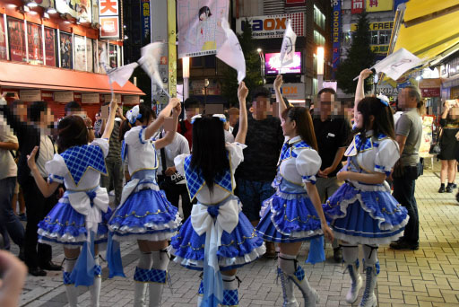 画像ギャラリー No.025のサムネイル画像 / 「スクメロ」お披露目イベントで,アプリコット・レグルスが初ライブ! 最後はまさかの“秋葉原駅までお見送り”