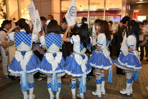 画像ギャラリー No.029のサムネイル画像 / 「スクメロ」お披露目イベントで,アプリコット・レグルスが初ライブ! 最後はまさかの“秋葉原駅までお見送り”