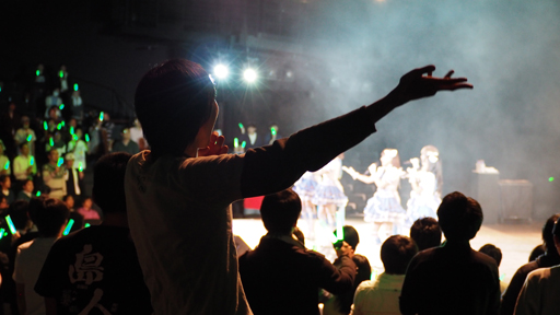 画像ギャラリー No.026のサムネイル画像 / 舞浜でレグルスが舞う! 「スクメロ」Apricot Regulus はじめての“特訓”ツアーEXのライブレポート