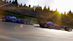 画像ギャラリー No.007のサムネイル画像 / 本日発売の「F1 2017」,BGMに「Born to Be Wild」を用いた海外TVCMが公開。特製ノートが当たるTwitterキャンペーンも