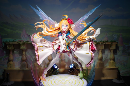 画像ギャラリー No.017のサムネイル画像 / 「プリコネフェス2023」にペコリーヌの等身大フィギュア登場。ミニゲームも充実した内覧会レポートをお届け