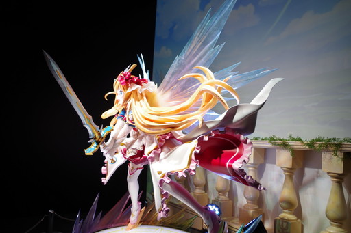 画像ギャラリー No.018のサムネイル画像 / 「プリコネフェス2023」にペコリーヌの等身大フィギュア登場。ミニゲームも充実した内覧会レポートをお届け