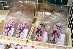 画像ギャラリー No.018のサムネイル画像 / 園内の入場は無料!「プリンセスコネクト!Re:Dive」と「よこはまコスモワールド」のコラボが本日スタート