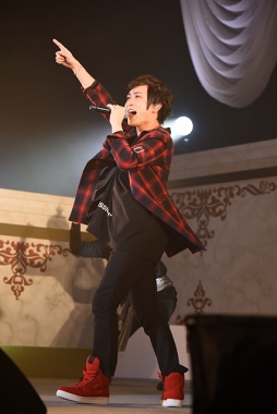 画像ギャラリー No.027のサムネイル画像 / 大切なマスターへの想いを,歌に込めて……。「『千銃士』絶対高貴LIVE! 〜マスター感謝祭〜」ライブレポート