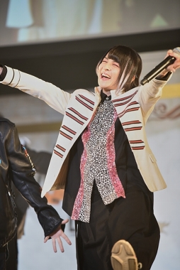 画像ギャラリー No.029のサムネイル画像 / 大切なマスターへの想いを,歌に込めて……。「『千銃士』絶対高貴LIVE! 〜マスター感謝祭〜」ライブレポート