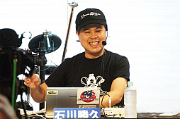 画像ギャラリー No.001のサムネイル画像 / ZUNTATA×SNK×ケイブが熱く対バン! タイトーステーション溝の口店の開店1周年を記念した特別イベントをレポート