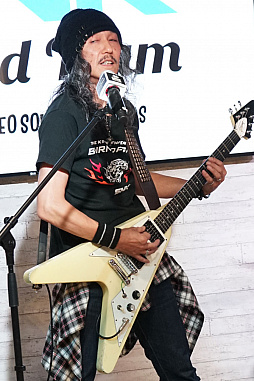 画像ギャラリー No.016のサムネイル画像 / ZUNTATA×SNK×ケイブが熱く対バン! タイトーステーション溝の口店の開店1周年を記念した特別イベントをレポート