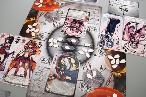 眼前構築型”ボードゲーム「桜降る代に決闘を」レビュー。二柱のメガミ 眼前構築型”ボードゲーム「桜降る代に決闘を」レビュー。二柱のメガミ