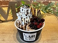 画像ギャラリー No.006のサムネイル画像 / アニメ「アズールレーン びそくぜんしんっ!」とロールアイス専門店“マンハッタンロールアイスクリーム”のコラボが7月9日から開催