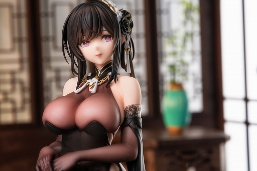 画像ギャラリー No.012のサムネイル画像 / 「アズールレーン」からチャイナドレス姿の“鎮海”フィギュアが登場