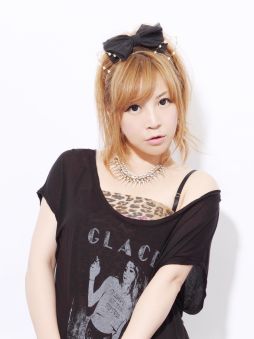 画像ギャラリー No.002のサムネイル画像 / 「全軍突撃ガールズ」のフライングガチャが25万回転達成