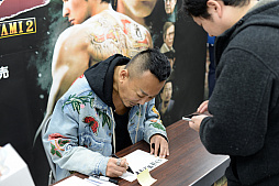 ꡼ No.003 | ζǡ 2ŹƬθͤݡȡ̭̾λؤΥ󥿥ӥ塼Ǻ