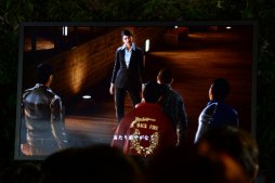 画像ギャラリー No.030のサムネイル画像 / 「龍が如く 極2」のファンイベントが大阪・道頓堀で開催。未公開シーンが披露されたステージの模様をスタッフ合同インタビューと共に掲載