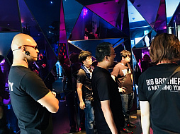 画像ギャラリー No.005のサムネイル画像 / マフィア梶田の二次元が来い!:第432回「クラブを守る龍が如くキメラティックな偉人バトル」